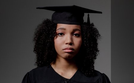 Australia की Universities ने International Students पर रोक लगाई