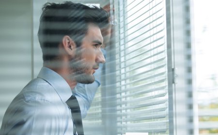 Australia's Migration Cut Plans Raise Concerns Among Businesses | Australia Immigration Updates